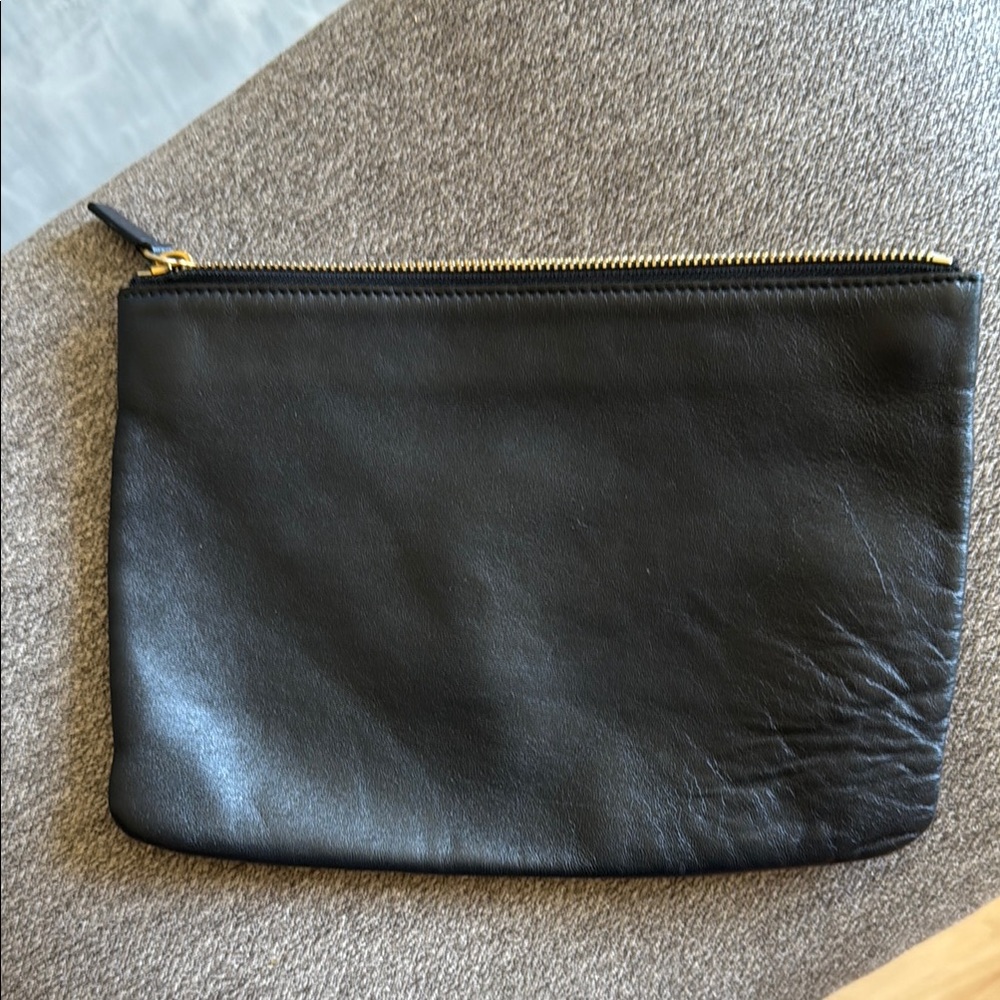 Celine Authentic Black Bag Leather. Very good condition. Made in Italy
